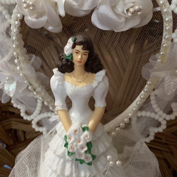 VTG CAKE TOPPER - Picture 2 of 2